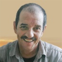 Chaîné, Pierre